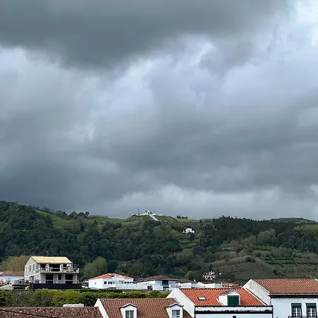 Casa Familia Acoriana *