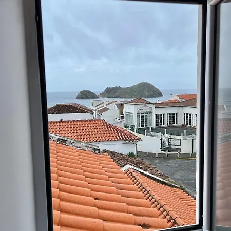 Casa Familia Acoriana فيلا فرانكا دو كامبو