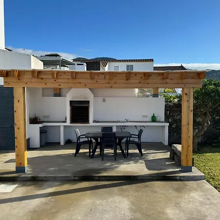 Casa Familia Acoriana بيت للعطل فيلا فرانكا دو كامبو