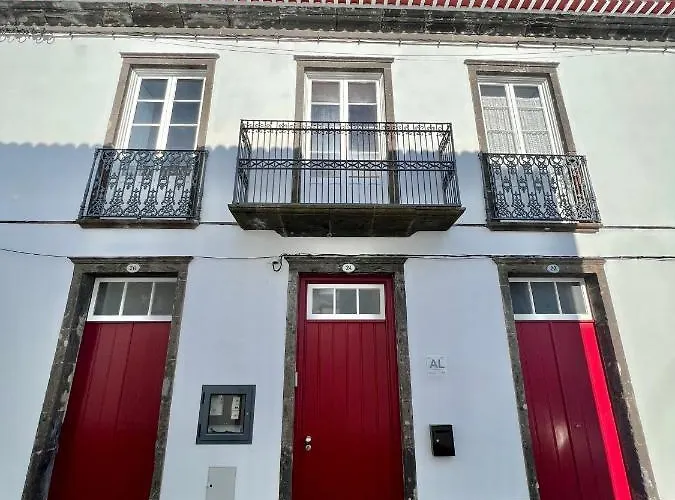 Casa Familia Acoriana * فيلا فرانكا دو كامبو