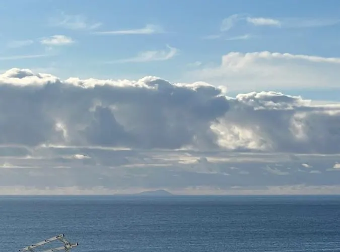 Casa Familia Acoriana بيت للعطل *