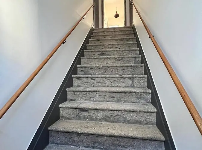 Casa Familia Acoriana فيلا فرانكا دو كامبو