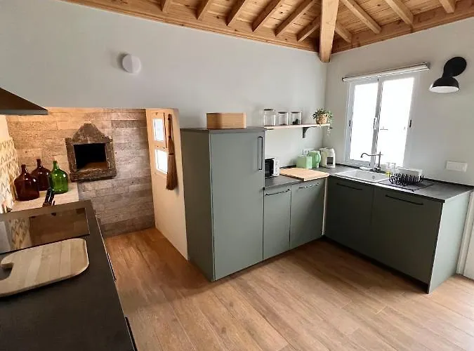 بيت للعطل Casa Familia Acoriana فيلا فرانكا دو كامبو